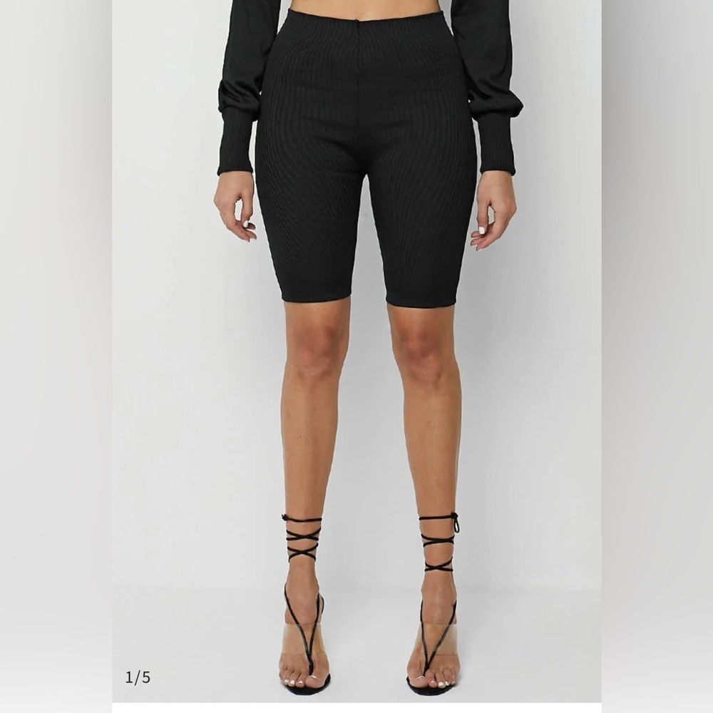 Maniere De Voir Ribbed Cycling Shorts